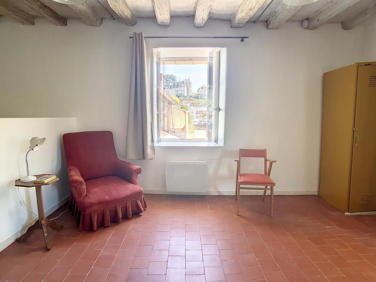 Gite Atypique Au Coeur Du Village - Beauval 5 Min Châteauvieux Exterior foto